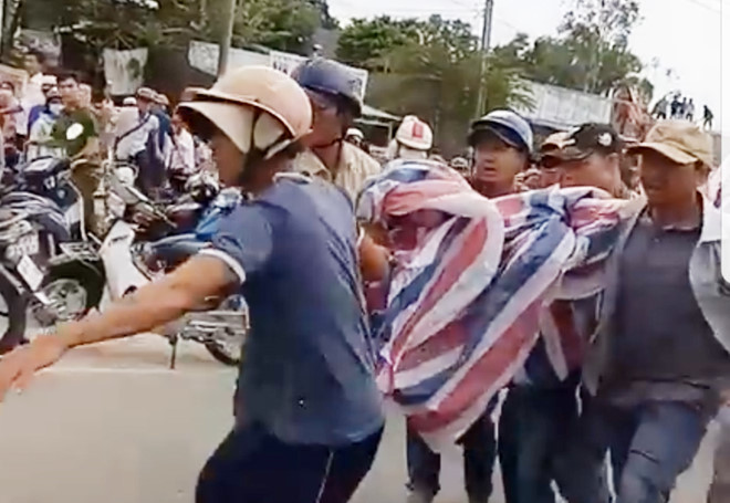 Sập giàn giáo, nam công nhân thiệt mạng