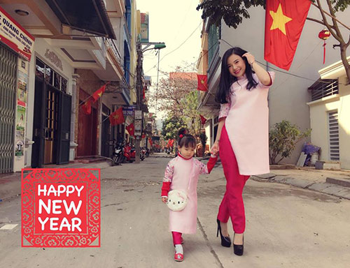 Những nàng single mom mạnh mẽ, một tay nuôi con vẫn có thu nhập khủng sau ly hôn Những nàng single mom mạnh mẽ, một tay nuôi con vẫn có thu nhập khủng sau ly hôn