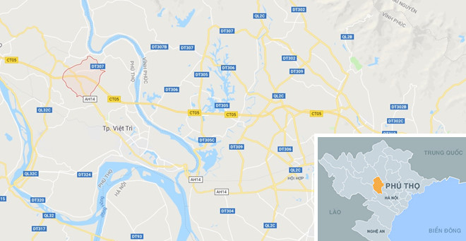 Fortuner chở 6 người lật trên cao tốc Nội Bài - Lào Cai