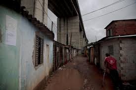 Nỗi đau của bé gái bị bố mẹ đẻ bán vào nhà chứa vì hết tiền tiêu