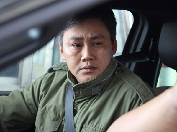 Nhân viên BOT Cầu Rác từ chối bán vé cho tài xế dùng tiền xu