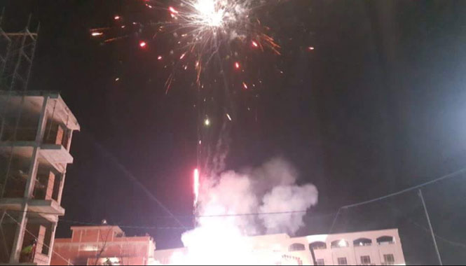 Bỗng dưng có bắn pháo hoa, người dân TP.Bến Tre ngỡ ngàng