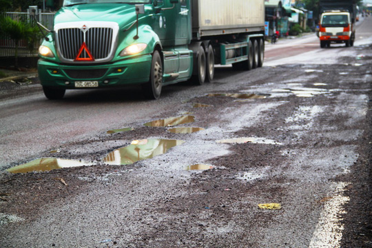 Chủ tịch tỉnh Bình Định nói gì về vụ Bộ GTVT lật kèo giảm phí BOT?