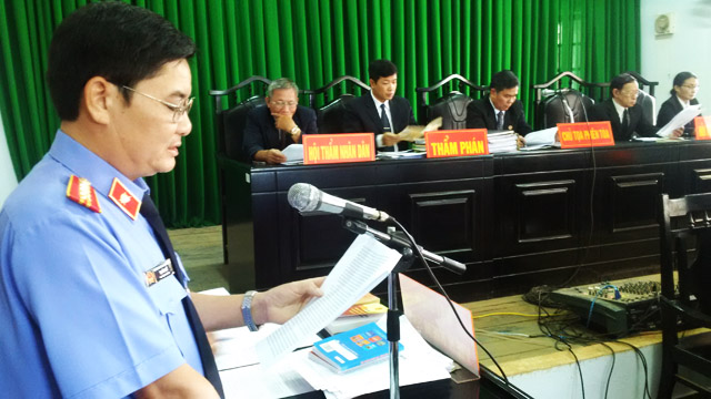 An ninh thắt chặt tại phiên xử vụ bắn chết 3 người ở Đắk Nông