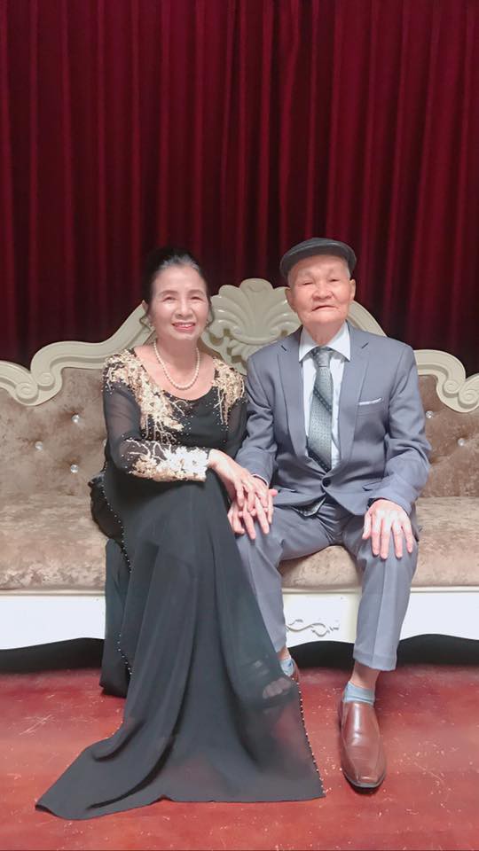 Mối tình ông bà anh 50 năm bên nhau không rời và độc chiêu cưa đổ người đẹp của ông ngoại Mối tình ông bà anh 50 năm bên nhau không rời và độc chiêu cưa đổ người đẹp của ông ngoại