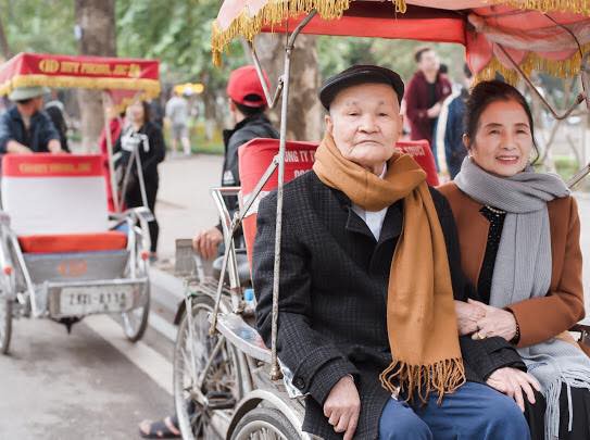 Mối tình ông bà anh 50 năm bên nhau không rời và độc chiêu cưa đổ người đẹp của ông ngoại Mối tình ông bà anh 50 năm bên nhau không rời và độc chiêu cưa đổ người đẹp của ông ngoại