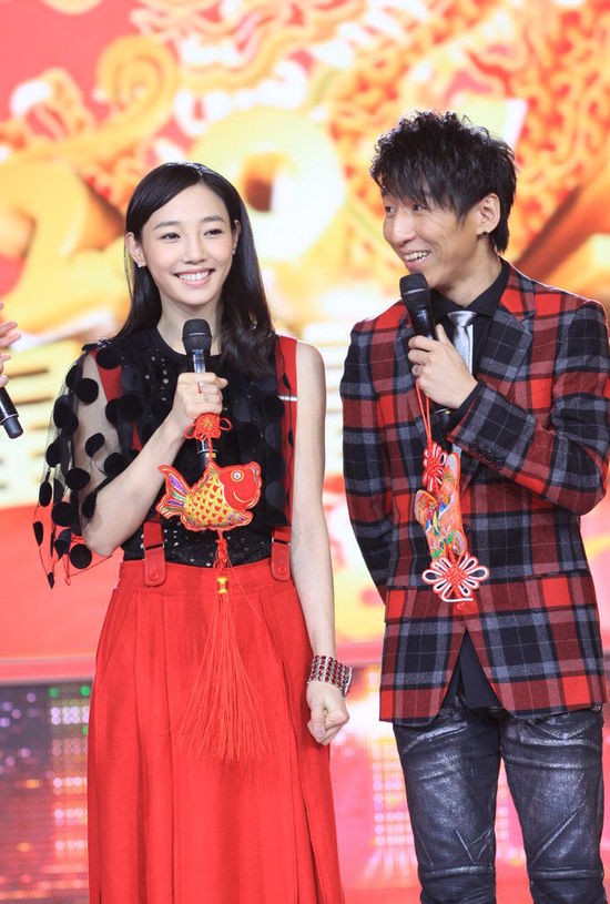 Showbiz Hoa ngữ 2017: Hơn 10 cặp đôi chia tay, nhiều cái chết bí ẩn, thị phi dồn dập tới tận ngày 31