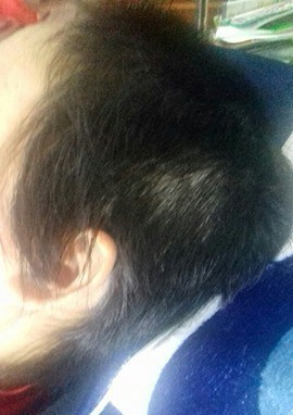 Sơn La: Bất chấp con trai 10 tuổi đứng trước mặt, chồng vẫn đánh đập và cắt trọc đầu vợ