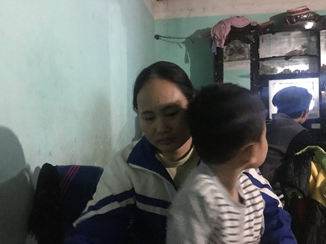 Người mẹ trong vụ bé gái khóc thét khi mẹ quay về đón sau 6 năm: Tôi đòi lại con vì chồng giao bé cho hàng xóm nuôi