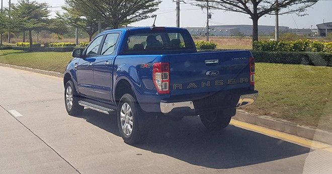 Ford Ranger 2019 lộ diện khi đang chạy thử ở Thái Lan Ford Ranger 2019 lộ diện khi đang chạy thử ở Thái Lan