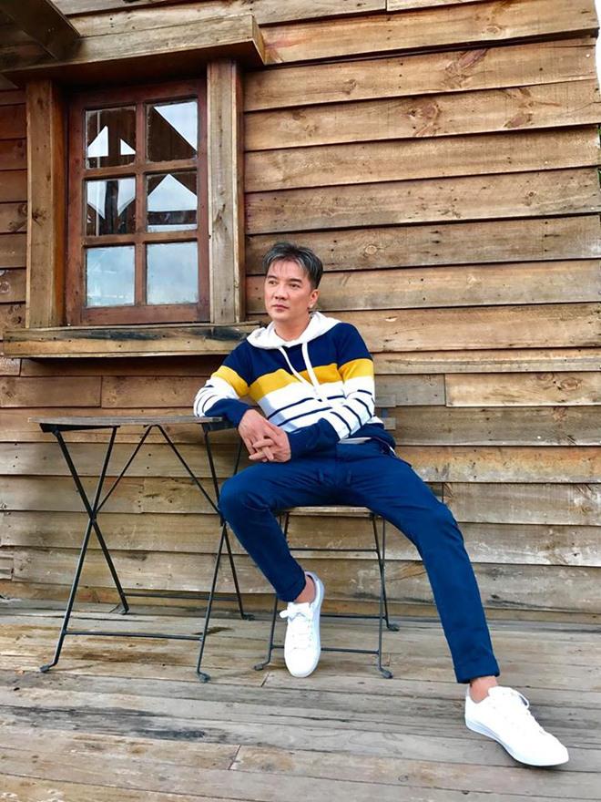 Khán giả ngã ngửa khi Đàm Vĩnh Hưng công bố tuổi thật