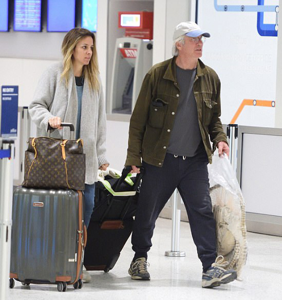 Richard Gere thay đổi không nhận ra sau 18 năm đóng phim Người đàn bà đẹp