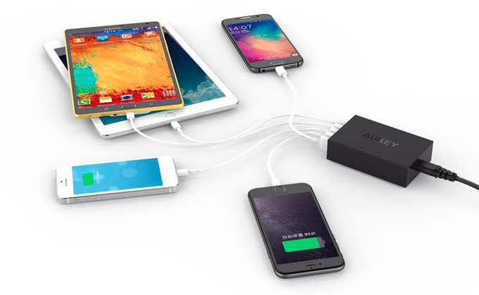 Nhiều người đang sạc pin smartphone sai cách