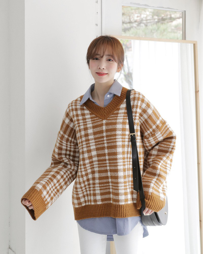 Nếu sợ áo len trơn màu nhàm chán, đã có loạt áo len họa tiết cứu giúp bạn đây Nếu sợ áo len trơn màu nhàm chán, đã có loạt áo len họa tiết cứu giúp bạn đây