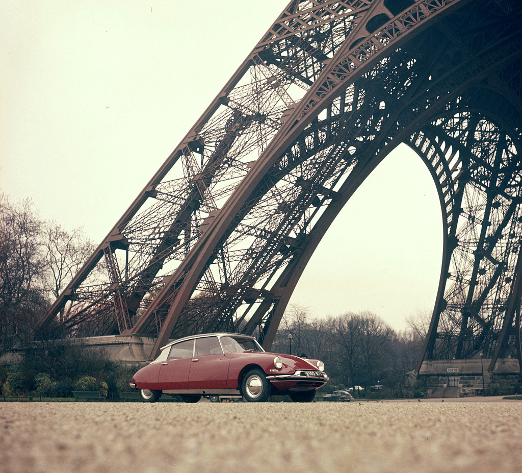 Điều gì làm nên sự trường tồn của Citroen DS trong làng xe thế giới?