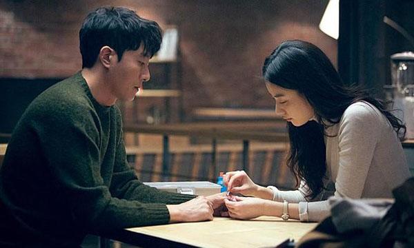 Kiếm bội tiền mỗi tháng, cuối cùng, chồng ném cho tôi tờ đơn ly hôn đầy cay đắng…