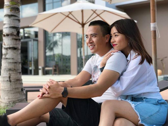 Đường tình lắt léo của 2 nữ MC Café Sáng: Hoàng Linh, Minh Hà Đường tình lắt léo của 2 nữ MC Café Sáng: Hoàng Linh, Minh Hà