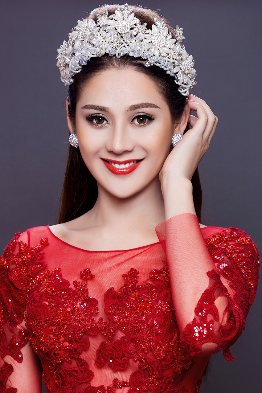Những lần ca sĩ Việt bị tố hét giá cát-xê gây nhiều tranh cãi của làng nhạc Việt Những lần ca sĩ Việt bị tố hét giá cát-xê gây nhiều tranh cãi của làng nhạc Việt