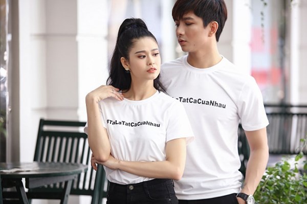 Lại đăng status ẩn ý, dân mạng đặt nghi vấn Tim và Trương Quỳnh Anh đã dọn ra ở riêng Lại đăng status ẩn ý, dân mạng đặt nghi vấn Tim và Trương Quỳnh Anh đã dọn ra ở riêng
