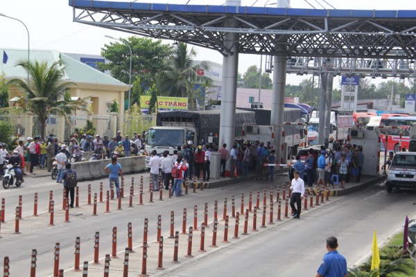 Ùn tắc tại BOT Cần Thơ - Phụng Hiệp: Chủ tịch Cần Thơ chỉ đạo nóng
