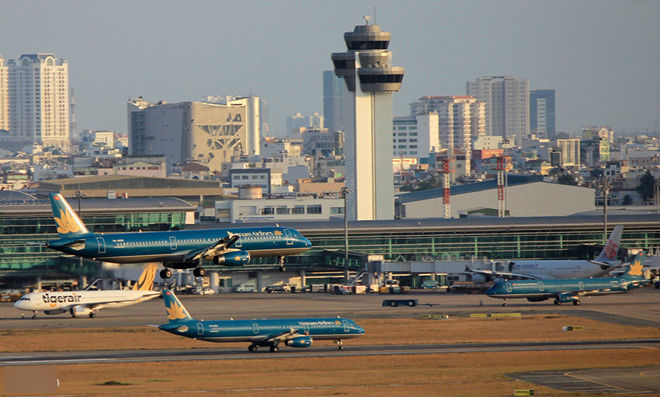 Sân bay Tân Sơn Nhất tăng 18 chỗ đậu máy bay dịp Tết Mậu Tuất