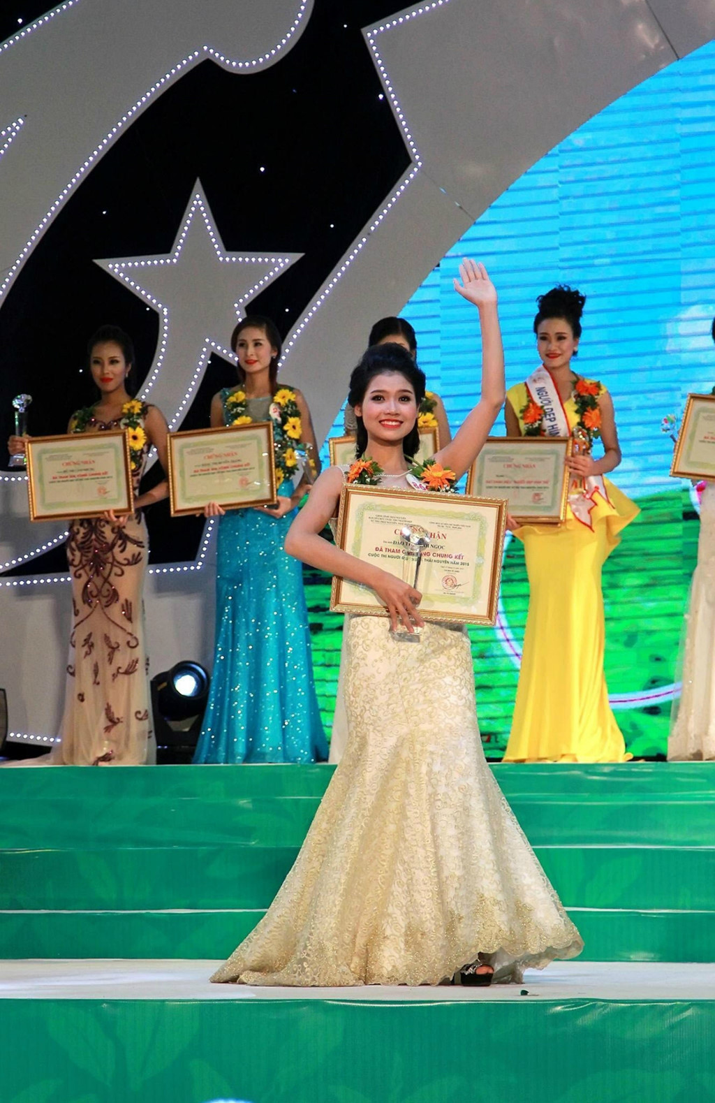 9X dân tộc Dao đến từ miền gái đẹp Tuyên Quang: Mơ làm bác sĩ giỏi