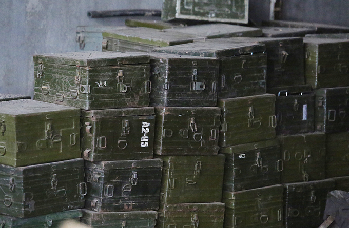 Kho đạn mới phát hiện ở làng Quan Độ chứa những gì?