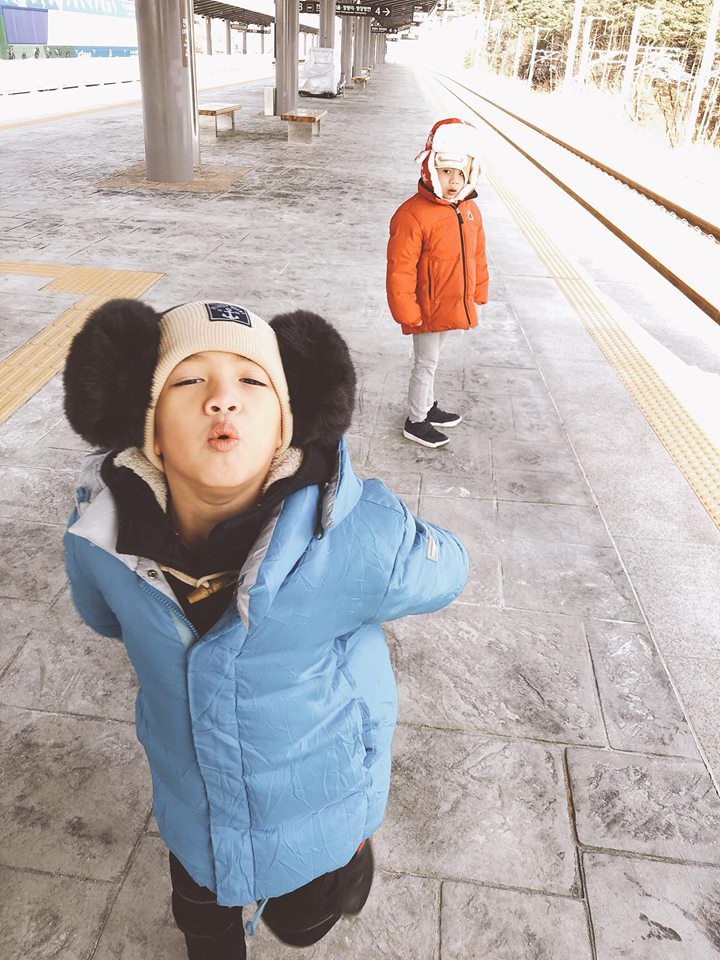 Lời tâm tình cực ngọt ngào của bé Subeo dành cho Hà Hồ đang được dân mạng thích thú chia sẻ