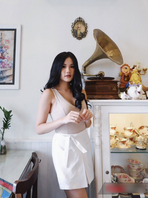 Miss Teen gây chú ý vì giống Hoa hậu Đại dương: ‘Không phiền khi bị so sánh nhưng đường đi sẽ khác’ Miss Teen gây chú ý vì giống Hoa hậu Đại dương: ‘Không phiền khi bị so sánh nhưng đường đi sẽ khác’
