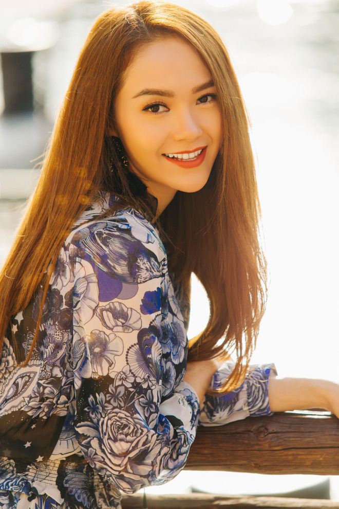 Diện váy hoa rực rỡ, Minh Hằng thả dáng quyến rũ