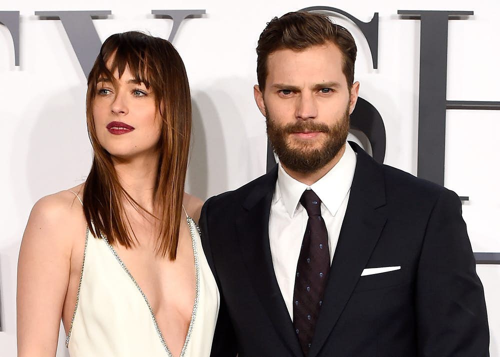 Trên phim tình cảm thắm thiết, nhưng ngoài đời thì các sao Hollywood này ghét nhau như chó với mèo Trên phim tình cảm thắm thiết, nhưng ngoài đời thì các sao Hollywood này ghét nhau như chó với mèo