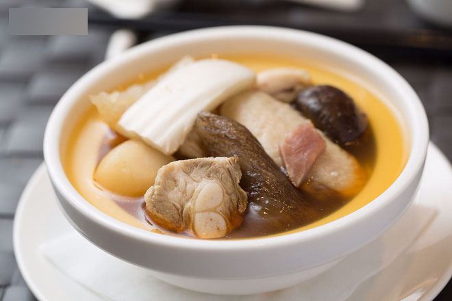 6 lời khuyên để ăn canh đúng cách: Bạn đã biết ăn cơm hay canh trước sẽ tốt hơn? 6 lời khuyên để ăn canh đúng cách: Bạn đã biết ăn cơm hay canh trước sẽ tốt hơn?