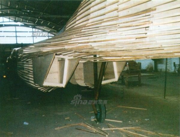 Nam Tư học Việt Nam chế tạo MiG-29 bằng tre nứa đánh lừa không quân hiện đại NATO?