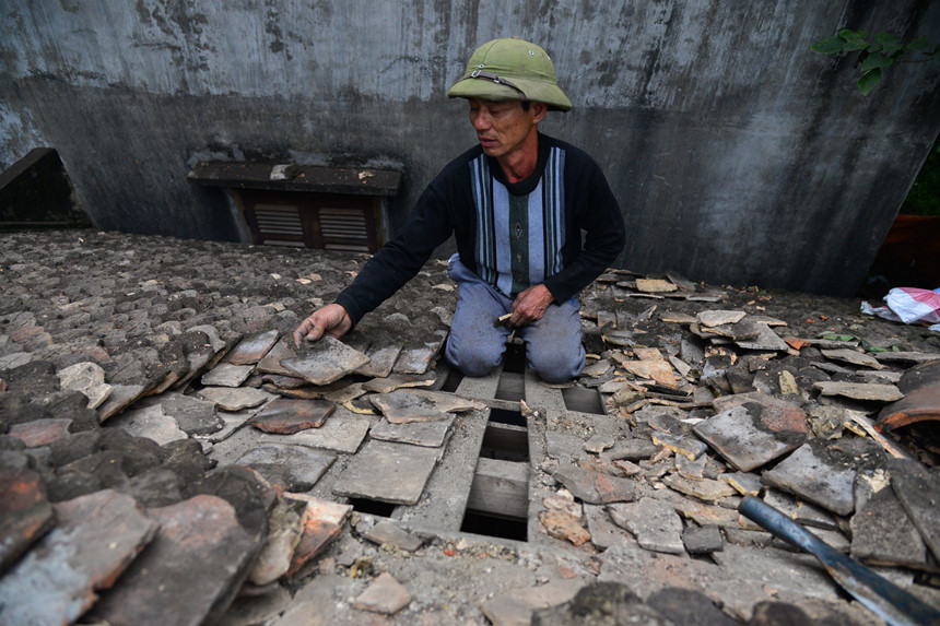 Phía sau vụ nổ chấn động ngôi làng chuyên mổ xác máy bay