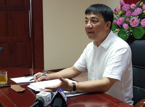 Đi ôtô thì phải chấp nhận phí gửi xe cao