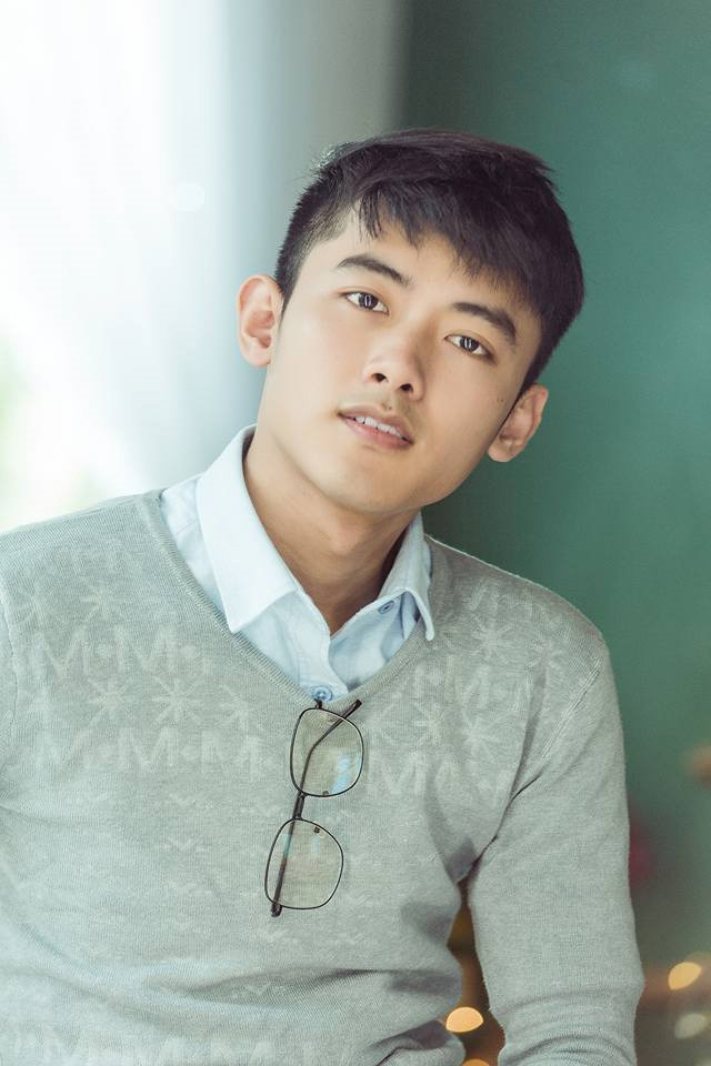 Chàng kỹ thuật viên X-quang điển trai đốn tim hội chị em