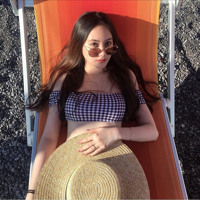 Đệ nhất hot girl Lào sexy không tưởng sau 1 năm nổi tiếng