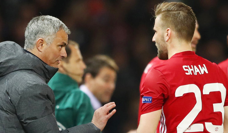 MU lật kèo ngoạn mục, Conte thanh trừng kẻ nổi loạn