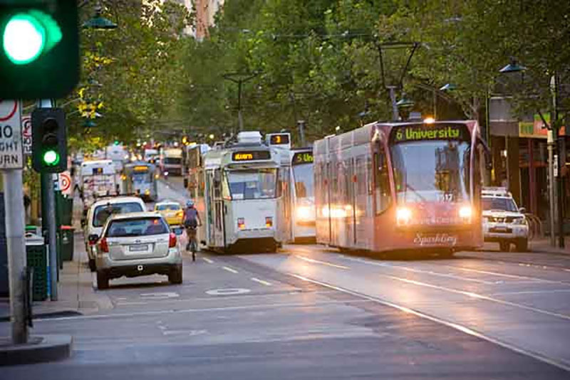 Chi phí trông giữ xe ở các quốc gia: Có nơi tăng 200%