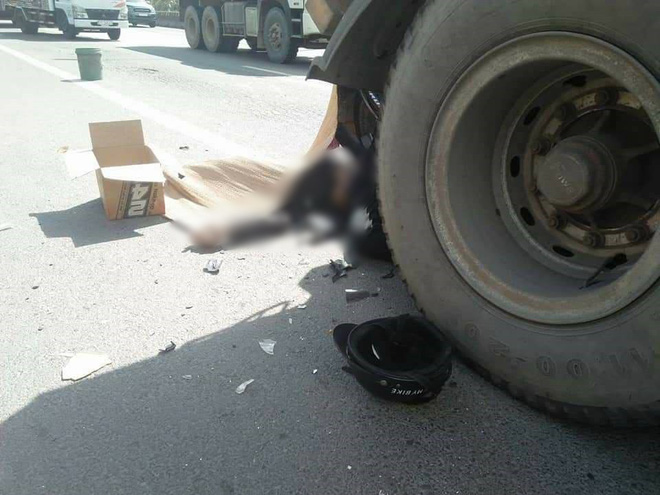 Húc vào đuôi xe container, nam thanh niên 24 tuổi tử vong tại chỗ