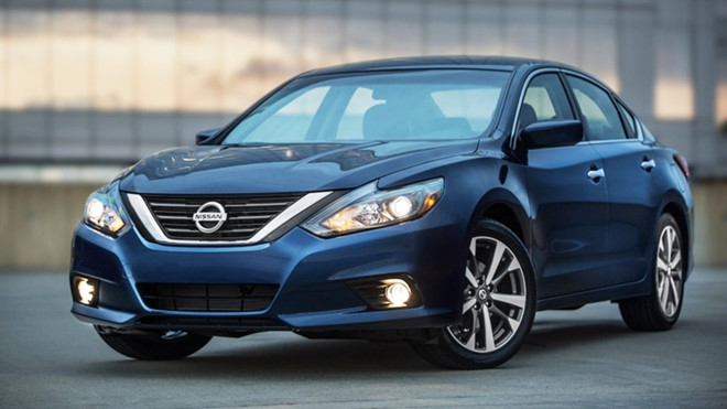 Nissan Teana giảm giá gần 200 triệu tại Việt Nam