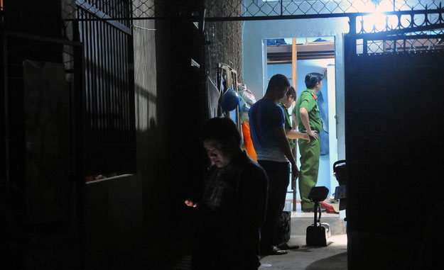 Nạn nhân vụ xông vào phòng trọ nổ súng đã tử vong