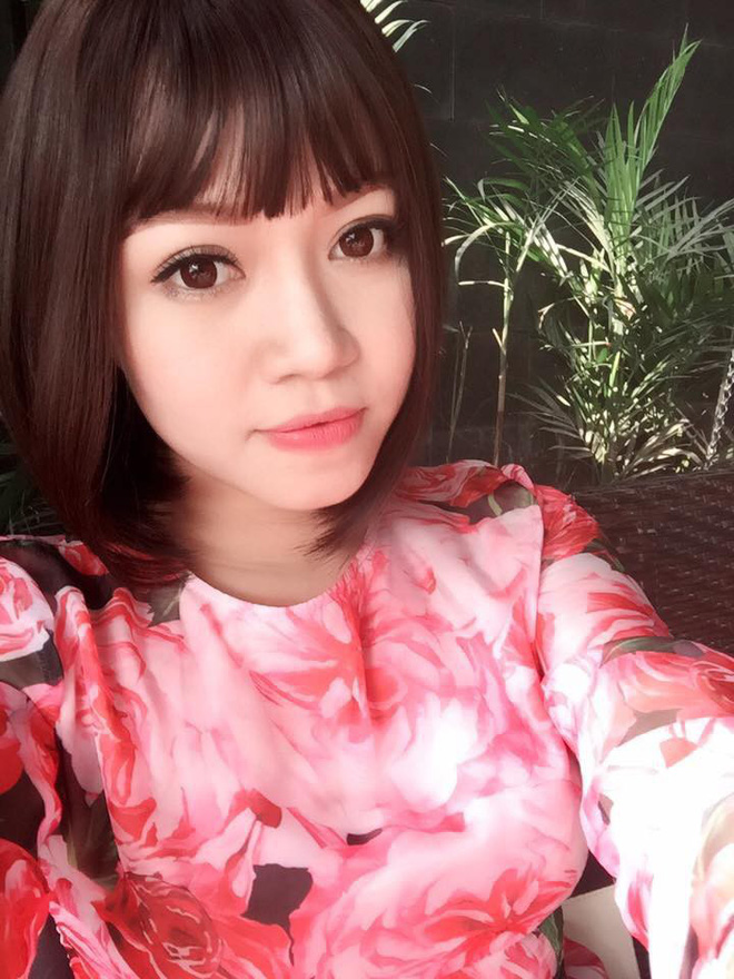 Cô giáo xinh đẹp mắc ung thư đã qua đời: Cảm ơn Hằng đã cho nhiều người thấy màu hồng trong bi kịch đời mình Cô giáo xinh đẹp mắc ung thư đã qua đời: Cảm ơn Hằng đã cho nhiều người thấy màu hồng trong bi kịch đời mình