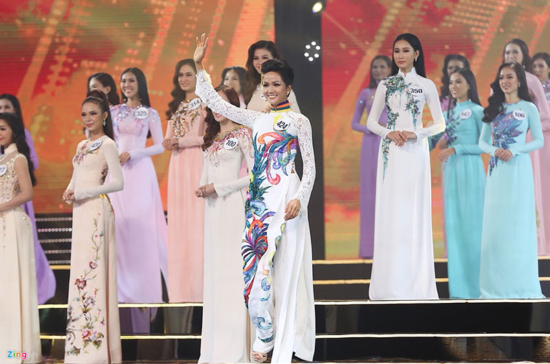 Nhan sắc tân Hoa hậu Hoàn vũ Việt Nam gây tranh cãi