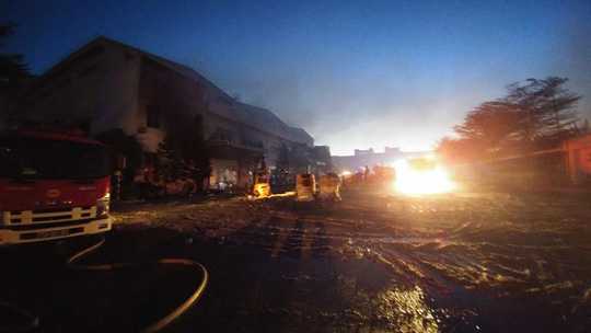 Cháy lớn tại Nhà máy giấy Sài Gòn ở Bà Rịa - Vũng Tàu