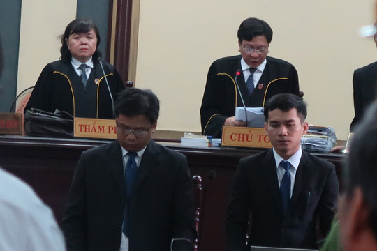 Tòa xử đại án Trầm Bê: Phóng viên chỉ được tác nghiệp bên ngoài