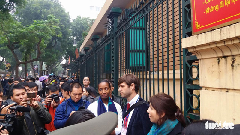 Người dân quan tâm đặc biệt đến phiên xử ông Đinh La Thăng