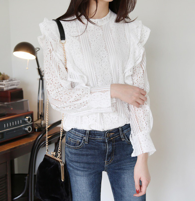 3 cách điệu của áo sơmi và áo blouse đang rất được lòng các nàng điệu đà vào thời điểm này 3 cách điệu của áo sơmi và áo blouse đang rất được lòng các nàng điệu đà vào thời điểm này