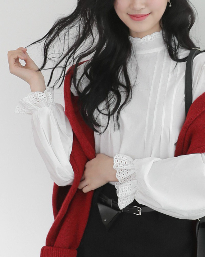 3 cách điệu của áo sơmi và áo blouse đang rất được lòng các nàng điệu đà vào thời điểm này 3 cách điệu của áo sơmi và áo blouse đang rất được lòng các nàng điệu đà vào thời điểm này