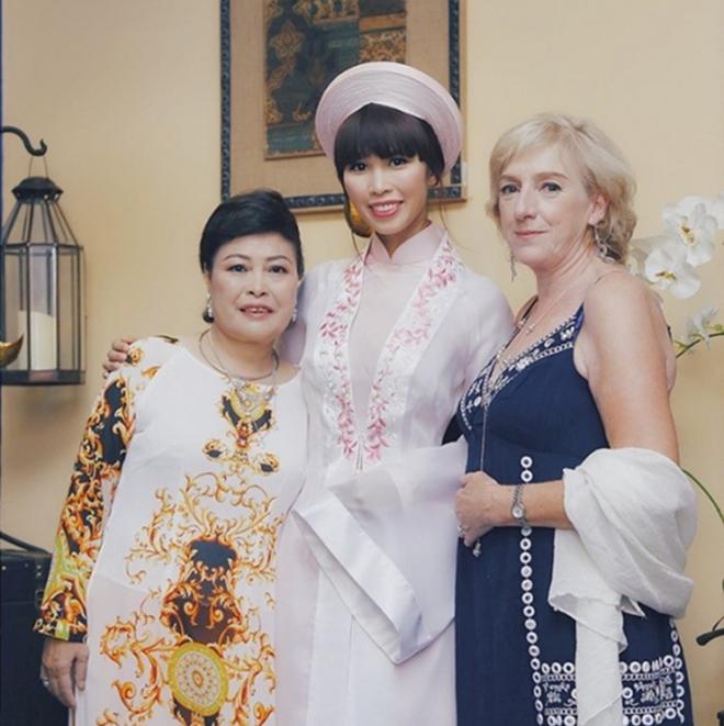 Siêu mẫu Hà Anh: Mẹ chồng rất mừng khi nghe tin tôi mang bầu